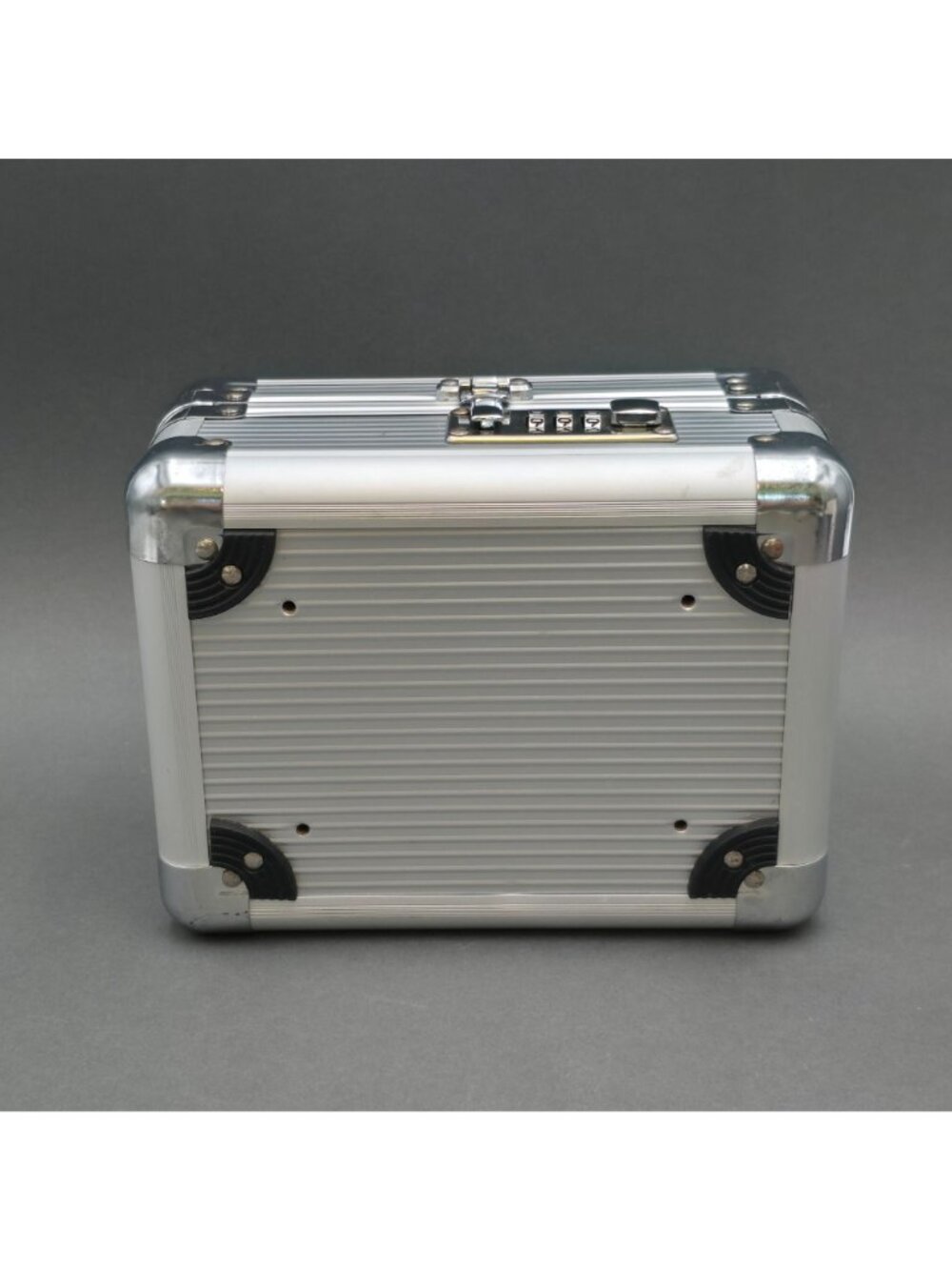 Medicine Safe Medication Carry Case Aluminum Lock Box 3 Digit Combo NWT - Picture 5 of 9